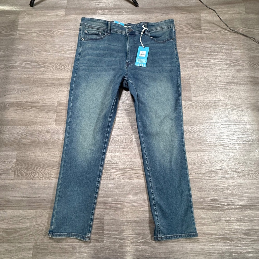 IZOD Mens Sportflex Slim Fit Jeans 38x30 Iron Blue Stretch Denim IZ25-82SL